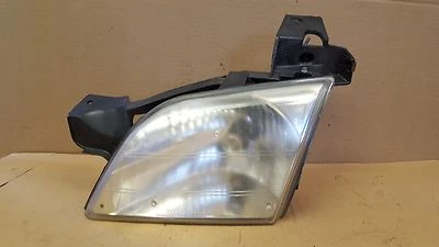 Conjunto de faros laterales del conductor izquierdo Oldsmobile Silhouette 1999  Foto 1 de 4