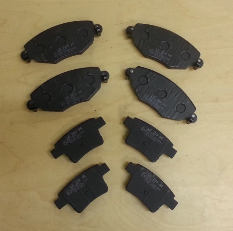 FOR JAGUAR X-TYPE (2000-) 2.0 2.1 2.2 2.5 3.0 TD FRONT & REAR  BRAKE PAD SET - Image 1 of 1