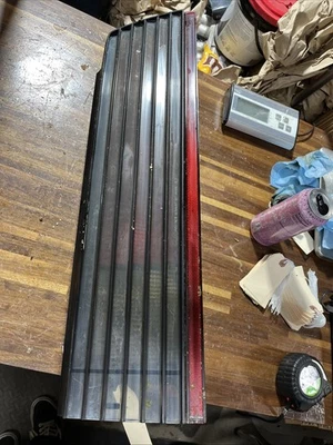 Luz trasera derecha Firebird 1982-1984 Foto 1 de 2