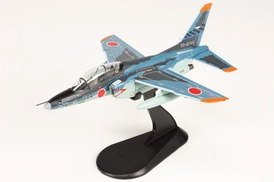 Avión Hobby Master 1/72 T-4 #66-5744 JASDF 31st TSQ Blue Dolphin Foto 1 de 2