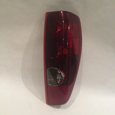 CHEVROLET COLORADO TAIL LIGHT RIGHT 2004 2005 2006 2007 2008 2009 2010 2011 2012 - Image 1 of 4