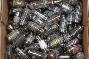 TV & Radioröhren - 100+ Stück Konvolut Vintage Vakuumröhren - Bild 1 von 1