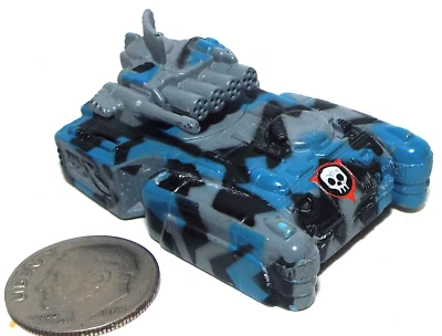 Small  Micro Machine Plastic XV-99 Perpetrator FuturisticTank in Dark  Camo - Image 1 of 4