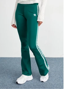ADIDAS ORIGINALS 3-STRIPES FLARED LEGGINGS GREEN UK M,L, XL BNWT RRP £40 - Picture 1 of 3