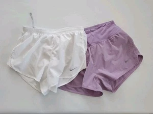 Lotto Pacchetto Pantaloncini Running Nike Donna Dri Fit Foderati Taglia Small 1 Bianco 1 Lavanda - Foto 1 di 17