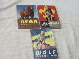 VINTAGE SET 3 IN GUTEM ZUSTAND 1950ER JAHRE JUNGE SCOUT HANDBÜCHER LÖWE WEBELOS WOLFBÄR - Bild 1 von 12