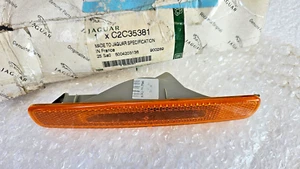 New Genuine Jaguar X-Type XJ6 FACELIFT Bumper Reflector RIGHT FRONT Or LEFT REAR - Picture 1 of 8