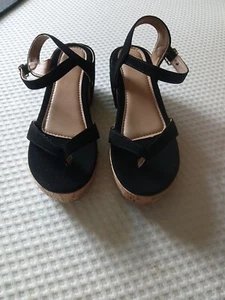 Espadrille Plateau Sandalen Knöchelriemen und Schnalle schwarz Gr. 7 - Bild 1 von 4