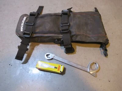 KTM 640 LC4 Adventure Enduristan Bolsa Guardabarros Herramientas Delantero 2001 Foto 1 de 4