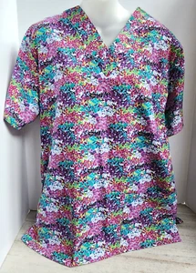 Blusa Médica CAROL'S SCRUBS Mujer Colorida Floral Cuello en V PEQUEÑA - Imagen 1 de 4