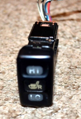 2003-2007 TOYOTA LAND CRUISER LANDCRUISER HEATED SEAT RIGHT SWITCH WITH HARNESS Foto 1 de 4