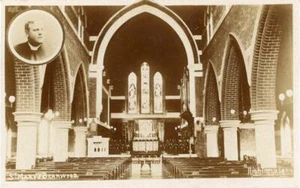 REAL PHOTO PC ST. MARY'S CHURCH INT., BEARWOOD, SMETHWICK, BIRMINGHAM, STAFFS - Foto 1 di 2