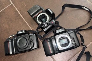 3x Nikon F-601 AF und F-50 analoge Spiegelreflexkamera Gehäuse Body Konvolut - Bild 1 von 3