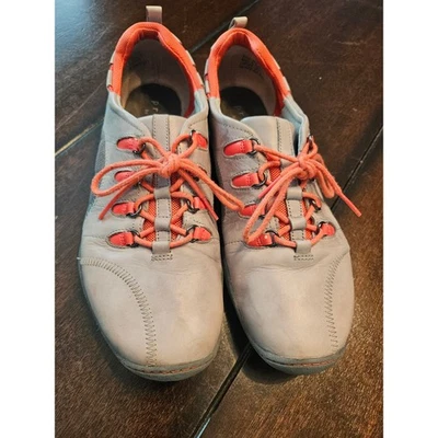 Privo by Clarks Zapatillas bajas de cuero de moda talla 8,5 Foto 1 de 4