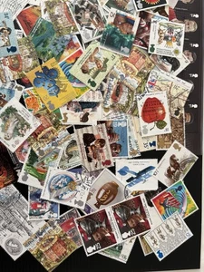 Queen Elizabeth II Commemorative Stamps - Picture 1 of 4