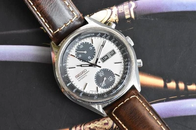 Vintage Seiko 6138-8020 Panda Chronograph Feb 1977 Original Bracelet - Image 1 of 4