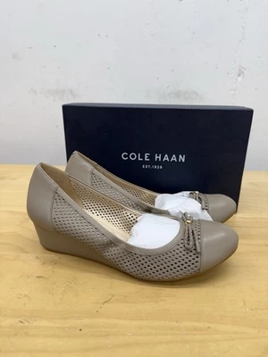 Zapatos de tacón alto para mujer Cole Haan talla 10 B Tali moño tacón bloque cuero caqui Foto 1 de 4