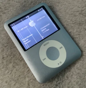 Apple iPod Nano 3rd Generation 4GB ref.43 - Picture 1 of 3