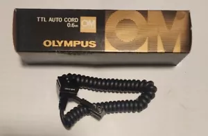 Olympus Electronic Flash TTL Auto Cord 0.6 (NOS) - Picture 1 of 5
