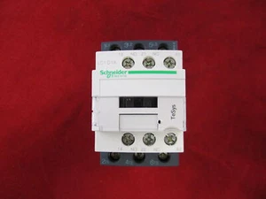 Schneider LC1D18B7 TeSys D Magnetschütz 18A 24V AC - Bild 1 von 3