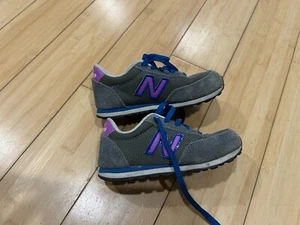 new balance kinderschuhe Gr. 9 - Bild 1 von 6