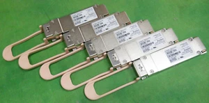 Juniper Networks SRX-QSFP-40G-SR4 40GBASE-SR4 850mn LOT OF 5 @ Q - Picture 1 of 5