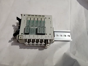 CKD N4E0-T50 MANIFOLD W/ X2 N4E030 / X2 N4E020 / N4E040 VALVES (BR4C.4b8) - Imagen 1 de 3