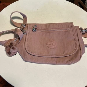 Neu ohne Etikett Kipling Sabian Crossbody Farbe Rosey Rose - Bild 1 von 9
