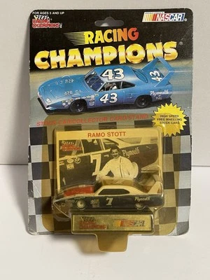 RACING CHAMPIONS 1991 RAMO STOTT Die-Cast 1:64 NASCAR #7 1970 Plymouth TP Foto 1 de 2