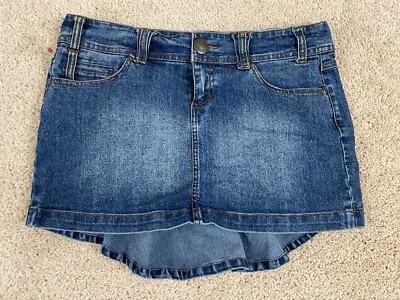 Minifalda vaquera XOXO para mujer 9/10 elástica bolsillos altos-bajos bordada floral azul Foto 1 de 4