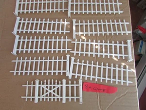 Plasticville 8 White Picket Fence Sections and Stationary Gate 2.25"H  H7 - Picture 1 of 1