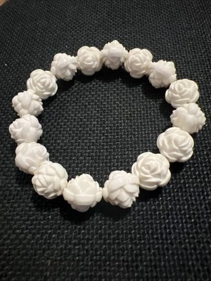 "Pulsera elástica rosa tallada 5 3/4-7"" ¿Bovina? Foto 1 de 4