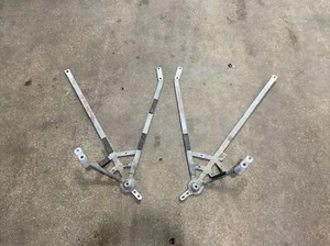 2015-2020 BMW M4 F83 Rear RIGHT & LEFT Suspension Bracket SET OEM - Picture 1 of 14