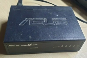 Asus GigaX 1005/G 10/100Mbps 5-Port Ethernet Desktop Switch - Picture 1 of 5