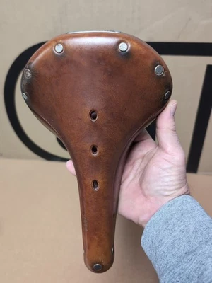 Sillín de bicicleta clásico Brooks England B17 - marrón miel Foto 1 de 4