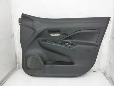 Panel de puerta interior delantero derecho negro Nissan Versa 2020 4 puertas 80900-5Ef1a Foto 1 de 4