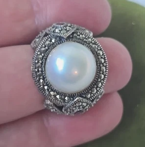 Vintage Sterling Silver Marcasites Pearl Garnet Chunky Cocktail Ring sz 7 10g - Picture 1 of 5