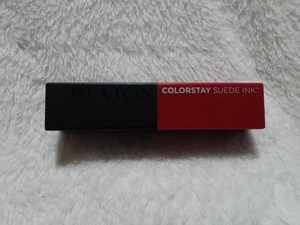 Lápiz labial REVLON, tinta de gamuza ColorStay - ganador de pan 016 B54 - Imagen 1 de 2