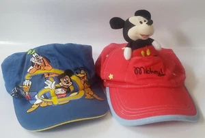 Gorra de Mickey Mouse de los Parques Disney y sombrero de personajes de Disney Worlds (2 sombreros) - Imagen 1 de 5