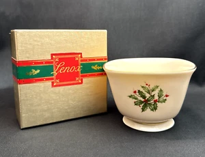 LENOX China Holiday Treat Bowl 24K Trim Square Footed Christmas Holly **NIB** - Picture 1 of 10
