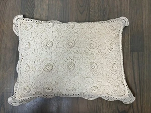 Vintage 1987 Häkelkissen Elfenbein Blumen Rüschendeckchen - Bild 1 von 13