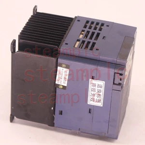 One Used Inverter For FUJI Drive FRN0.75E1S-4A Free Shipping - Picture 1 of 5