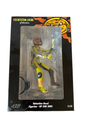 Valentino Rossi Sitting Figurine GP 500 2001  1:12 VR46 Minichamps 312010046 - Image 1 of 3