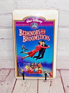 Bedknobs and Broomsticks VHS Walt Disney Masterpiece Collection rated G - Imagen 1 de 7