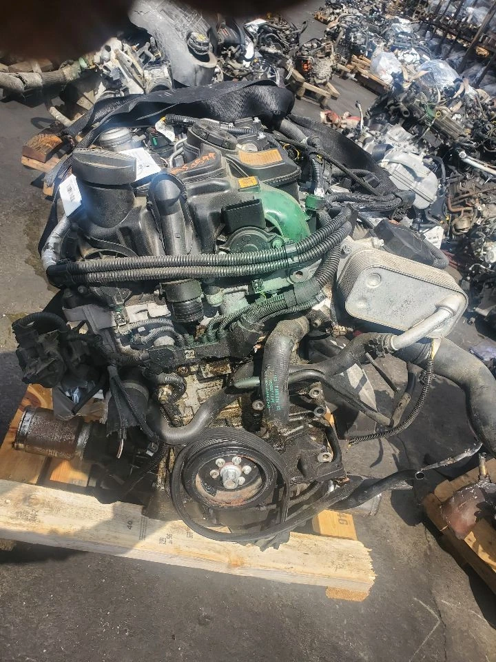 二手发动机完整组装适合:2015 Bmw 528I 2.0L AWD A 级 — 第 1/4 张图片