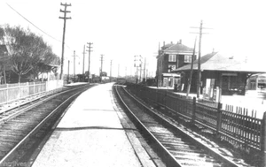 VERY RARE 5x7 B&W PHOTO OF LIRR ARVERNE (GASTON AVE) ROCKAWAY LINE VIEW 2 OF 3 - Picture 1 of 1