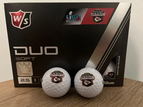 Kansas City Chiefs Super Bowl LIV NFL Champions WILSON DUO SOFT+ PLUS Golf Balls Cover