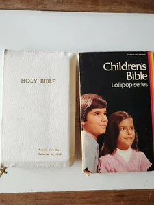 Vintage Children's Bible Lollipop series. Red Letter Text White Cover - Picture 1 of 4