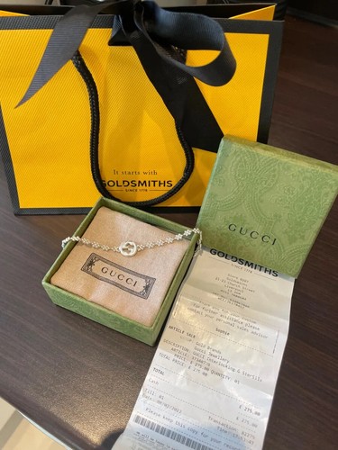 Nuovissimo bracciale Gucci ad incastro G argento prezzo consigliato £275 00