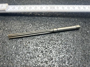 Neu 1stk. Handreibahle Ø6,8 H7 HSS Reibahle - Bild 1 von 3